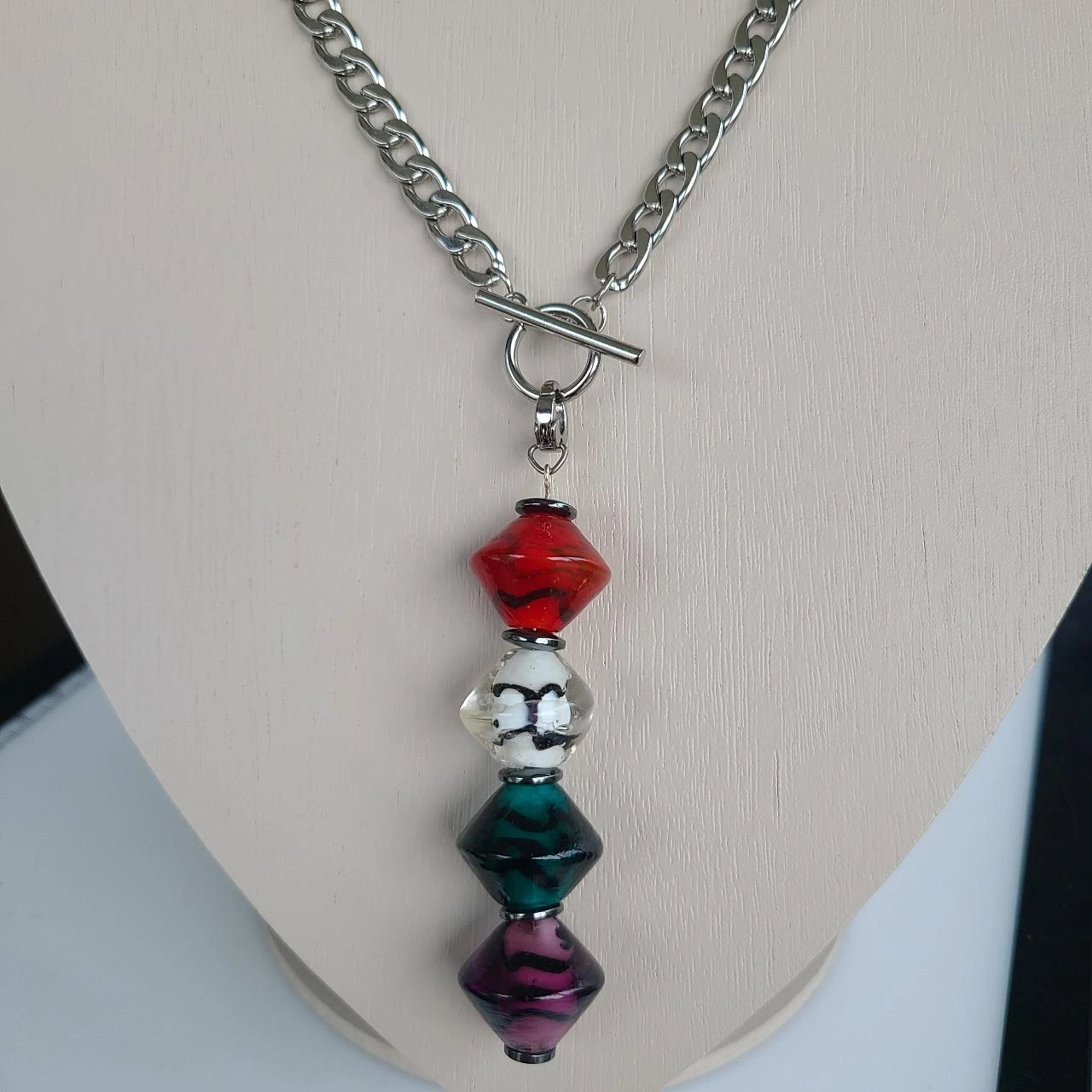 Collier maille serpent avec pendentif perles bicones en verre PA617